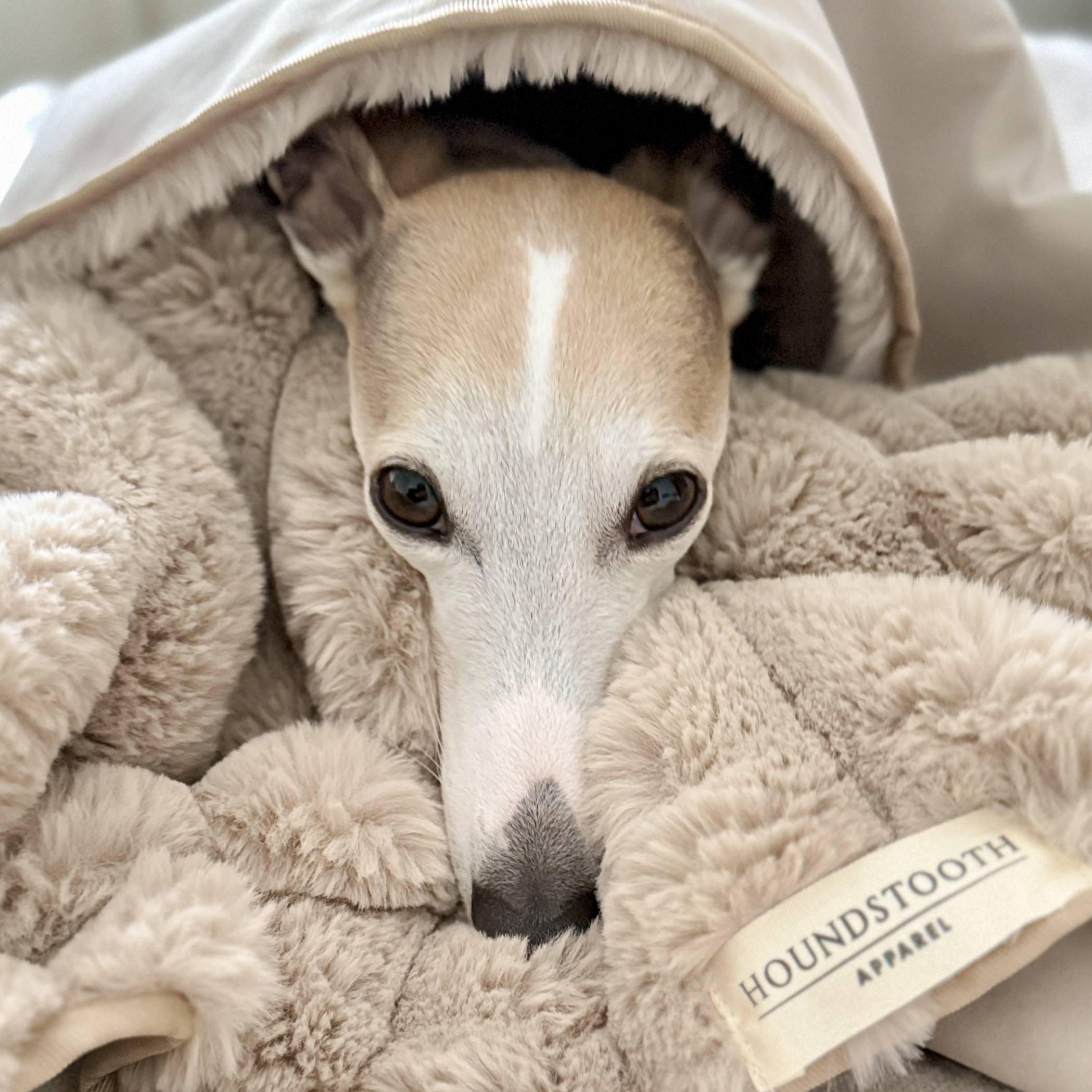 Faux Fur Blanket – Stone – Houndstooth